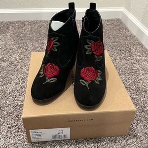 Lucky Pexton Booties - Black with Red Roses - Size 7.5